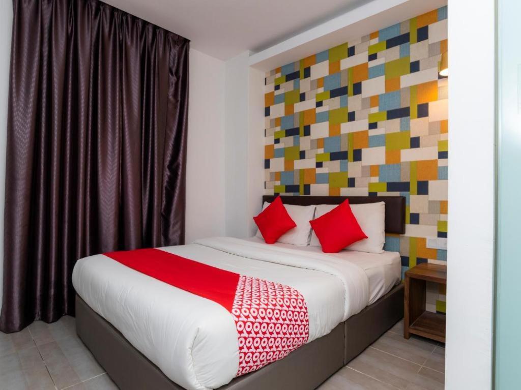 Big Big Hotel Johor Bahru Zewnętrze zdjęcie